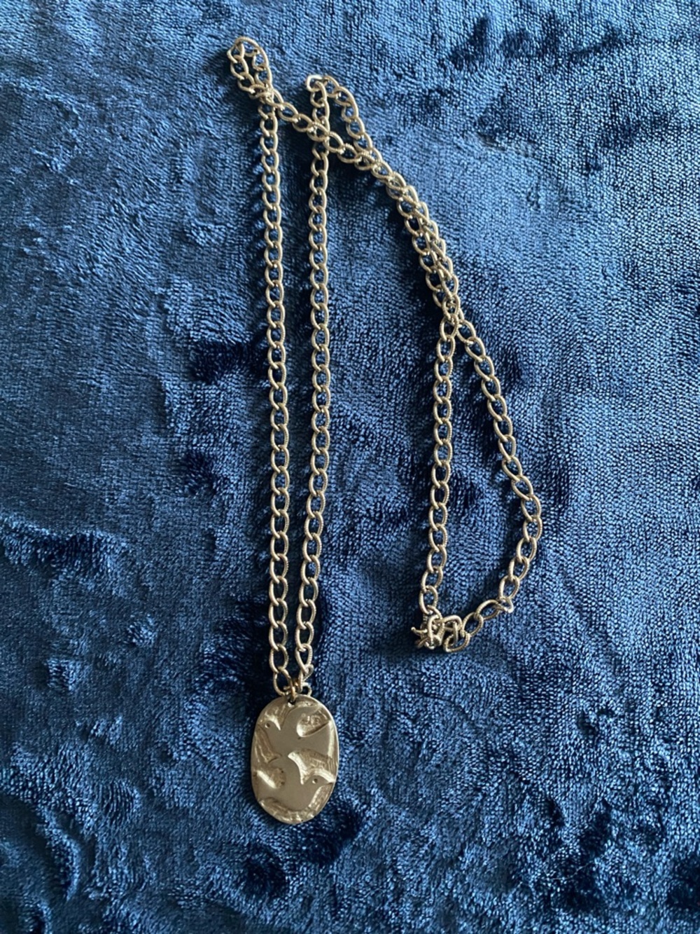 Gold Tone Dove Pendant Necklace